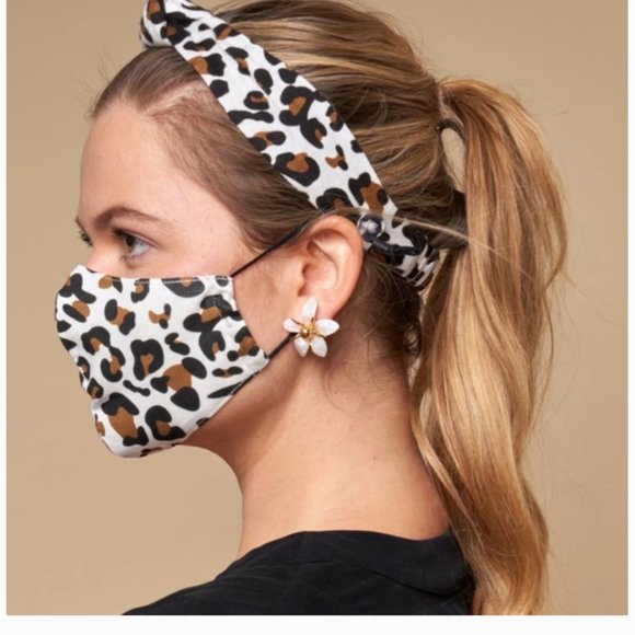 LELE SADOUGHI • Ivory Leopard Face Mask - Picture 4 of 7